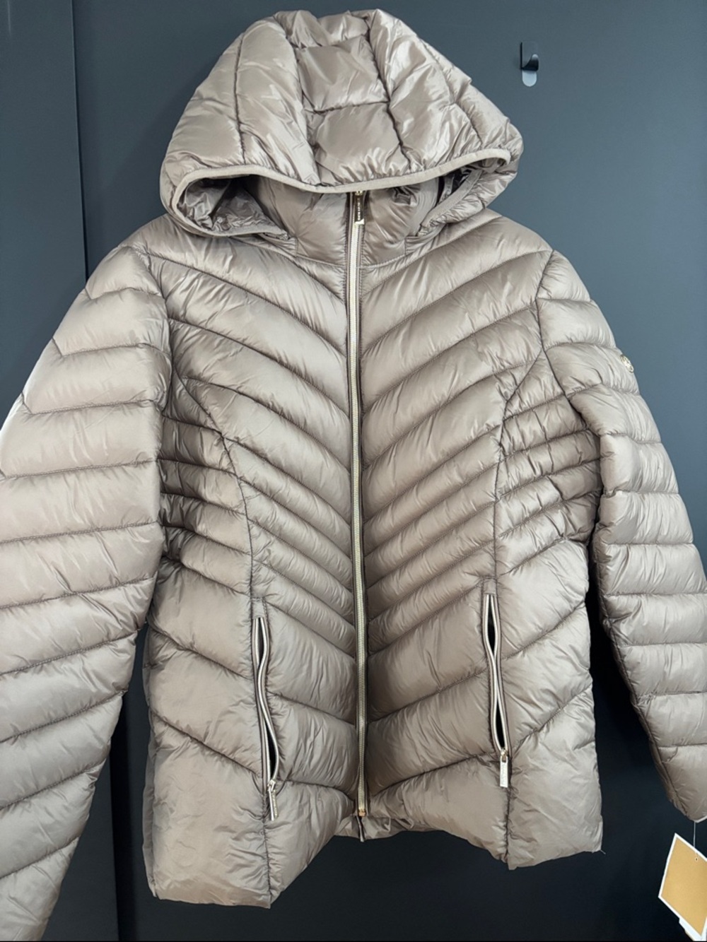 Michael Kors Light Taupe Quilted Packable Puffer Jacket with Hood - Picture 2 of 6